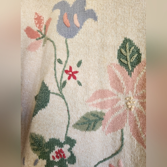 Northern Reflections Floral Sweater Size XL - Picture 5 of 9